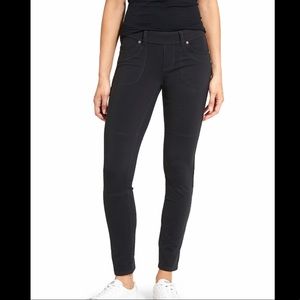 Athleta Bettona Jegging